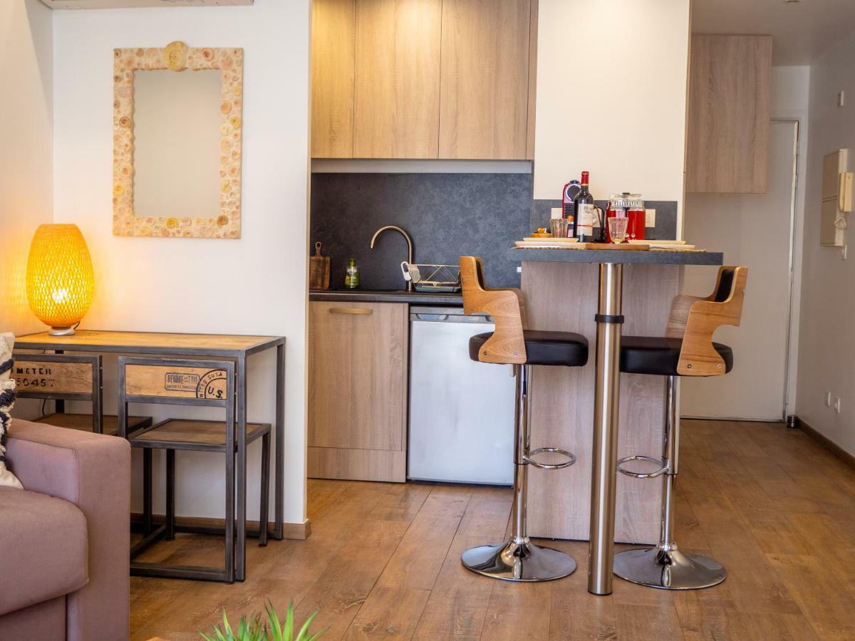 Tres Jolie Studio Au Pied Du Suquet Cannes Exteriör bild